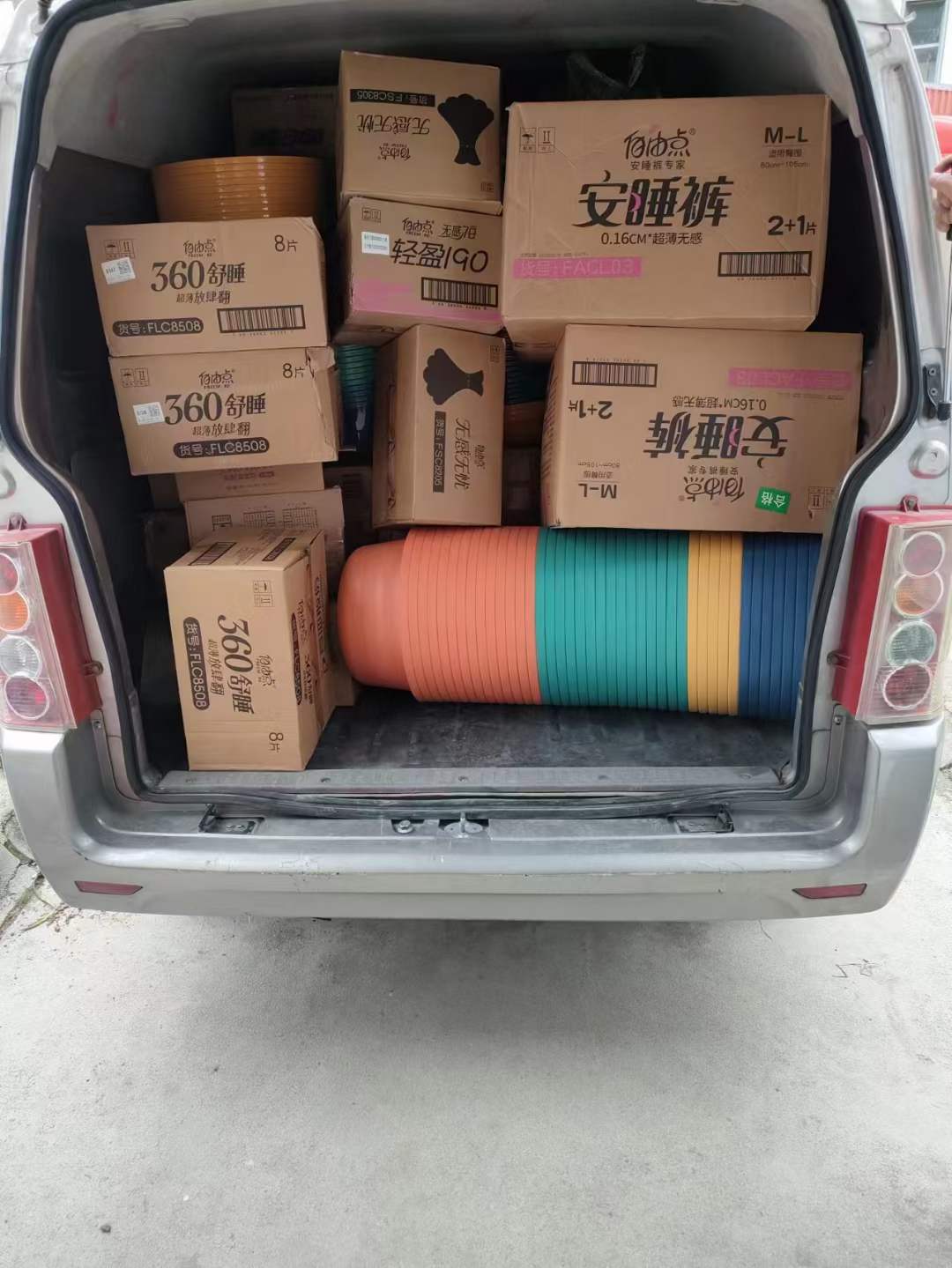 百亚股份 百亚股份